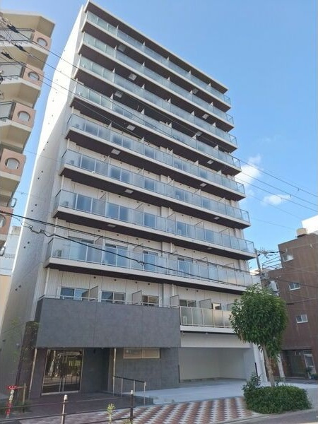 THE RESIDENCE H