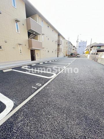 カーサ・イマキタ・カメリアの駐車場
