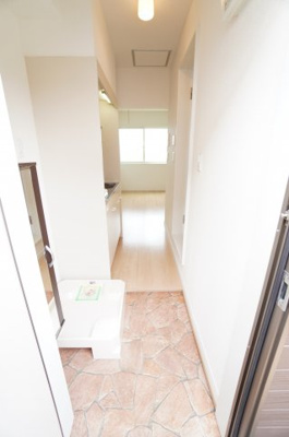 【玄関】 | グリーン都賀 | ※同物件・同タイプの写真です。