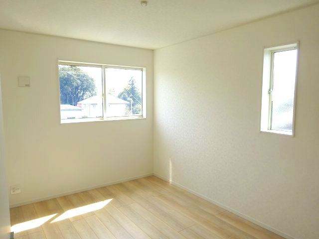 クレイドルガーデン高崎市箕郷町上芝第8　2号棟の洋室|2階洋室3です