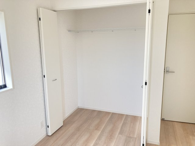 クレイドルガーデン高崎市箕郷町上芝第8　3号棟（平屋）の収納|洋室3収納です