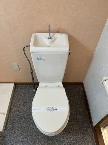 福岡市中央区清川２丁目の賃貸マンションのトイレ