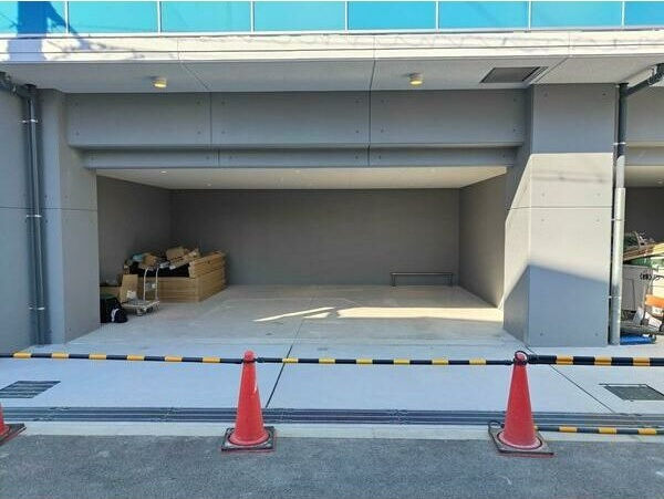 S-RESIDENCE東三国amanteの駐車場