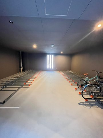 ズーノクルーズ江坂の駐車場