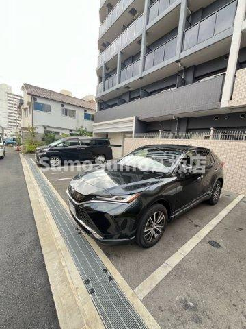 ArtizA新大阪D.C.の駐車場|駐車場があるので、車を買う予定の方も安心です