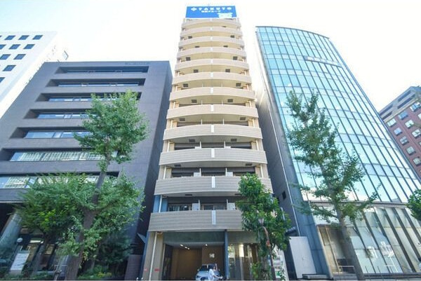 SERENiTE新大阪の外観