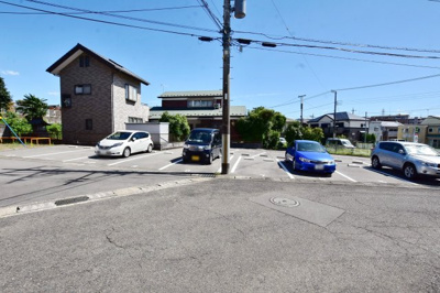 【駐車場】 | ロイヤルハイツⅡ