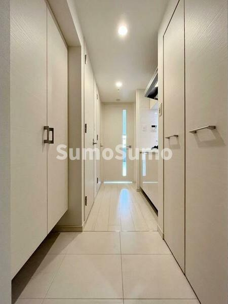S-RESIDENCE新大阪WESTのロビー