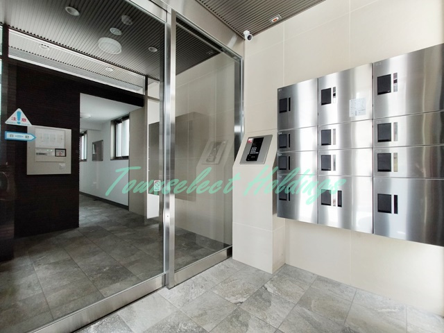 藤沢市湘南台５丁目の賃貸マンションのエントランス|清潔感のあるエントランスです♪