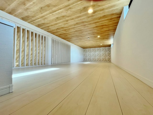 東村山市萩山町1丁目 限定1棟の収納|リビングから固定階段で上がれる12.5帖の広々ロフト
様々な用途でお使いいただけます