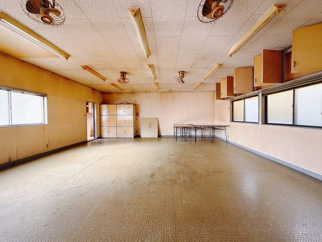 【中古戸建】高崎市新保田中町の洋室|■ホール