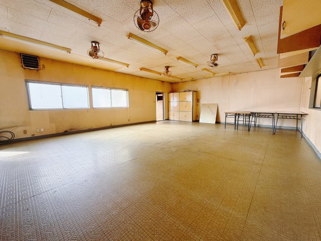 【中古戸建】高崎市新保田中町の洋室|■ホール