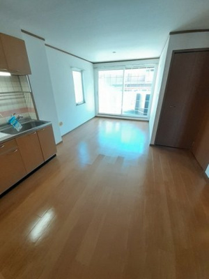 【居間・リビング】 | エクセレントシティⅠ | 使いやすいリビングです