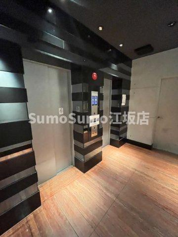 S-RESIDENCE新大阪駅前のロビー|落ち着いたロビーです