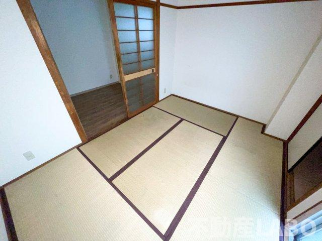 メゾン松下の和室