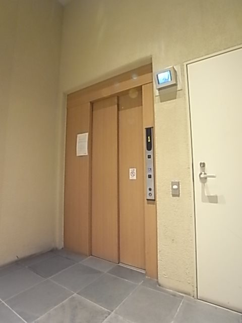 エスコートみなと元町海岸通の外観