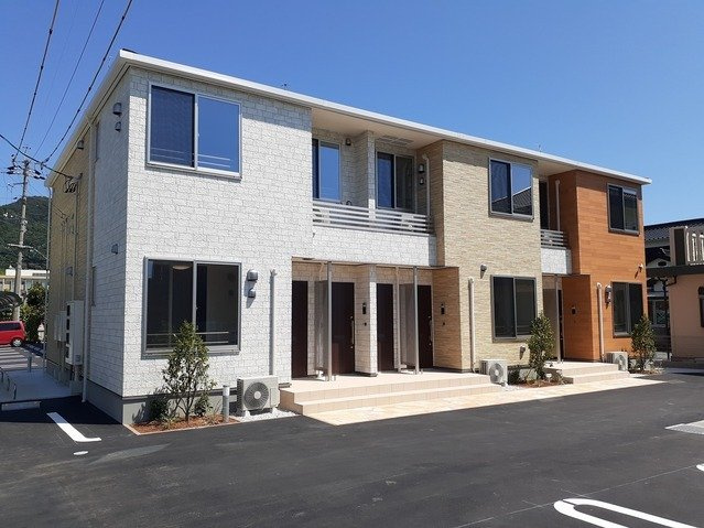 アイ　シー　ザ　ライト　Ⅱの外観