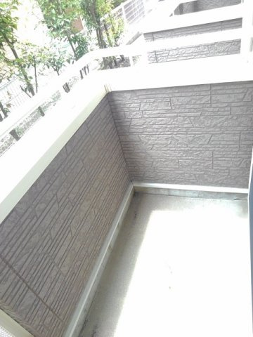 【バルコニー】