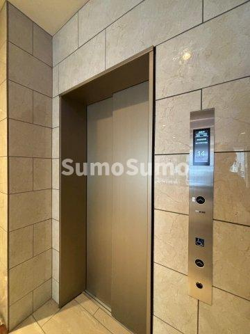 セレニテ難波ミラク参番館のロビー