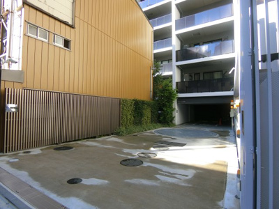 【駐車場】 | アトラス青山レジテンシャル