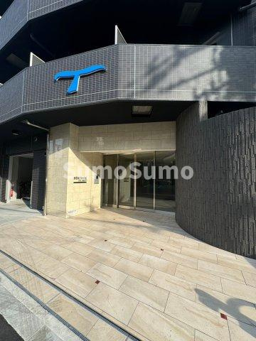 セレニテ難波ミラク参番館のエントランス|落ち着いたエントランスです