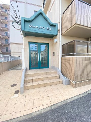 シャルムメゾン深江のエントランス