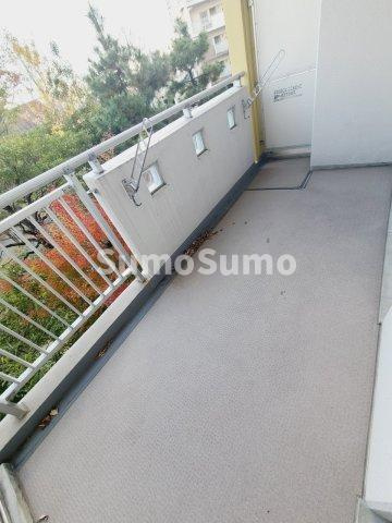 ＵＲ西宮マリナパークシティ丘のある街のバルコニー