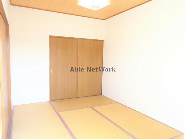アークヒルズフクモトNO.1Cの和室|和室6帖