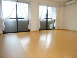 【その他】 | エスポワール・Ｍ | 明るい掃き出し窓