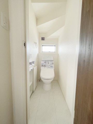 新築戸建・新築建売　大泉町第16寄木戸　西小学校・西中学校のトイレ