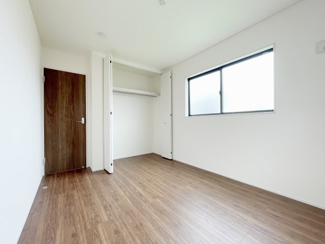 新築戸建・新築建売　大泉町第16寄木戸　西小学校・西中学校の洋室