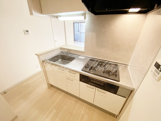 横浜市戸塚区東俣野町の賃貸マンションのキッチン