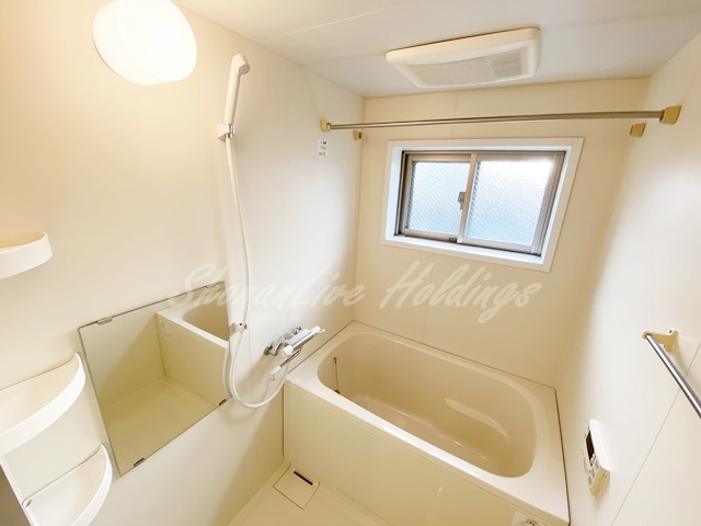 横浜市戸塚区東俣野町の賃貸マンションの浴室