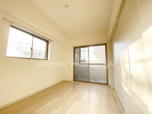 横浜市戸塚区東俣野町の賃貸マンションの寝室