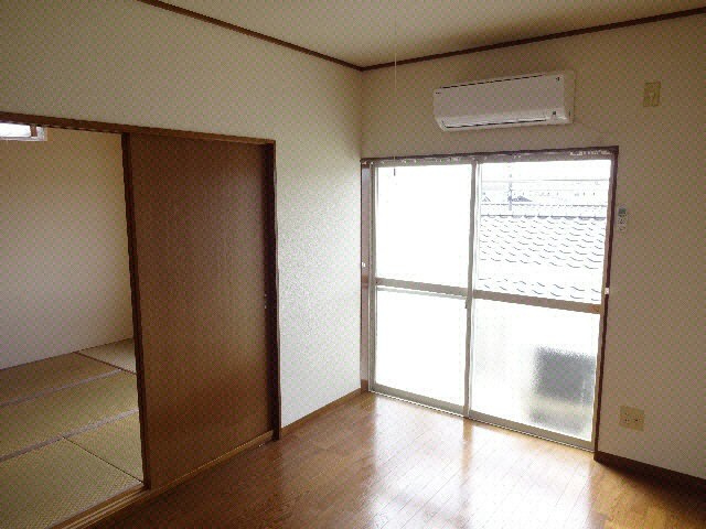 アークヒルズフクモトNO.1Cの和室|和室6帖