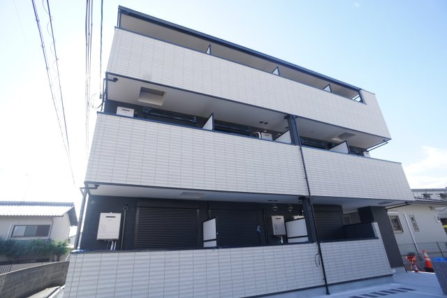 ALEGRIA逆瀬川の外観