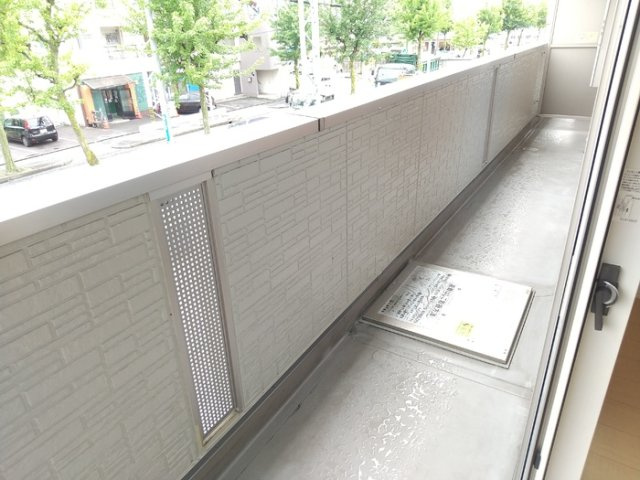 ビラーション赤坪のバルコニー