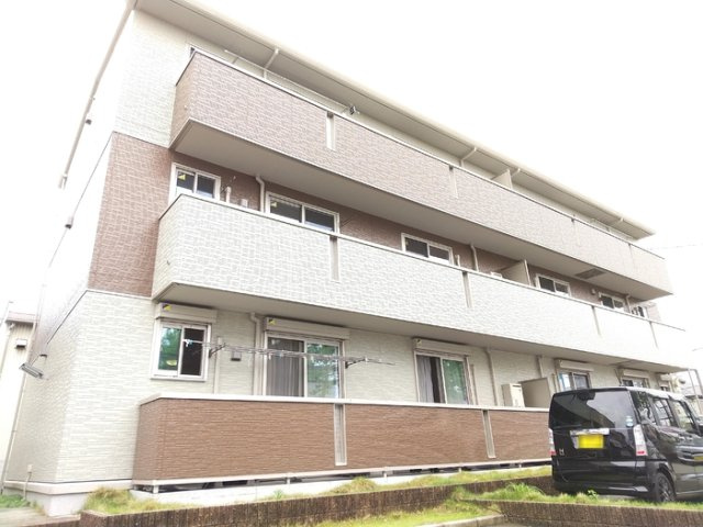 ビラーション赤坪の外観