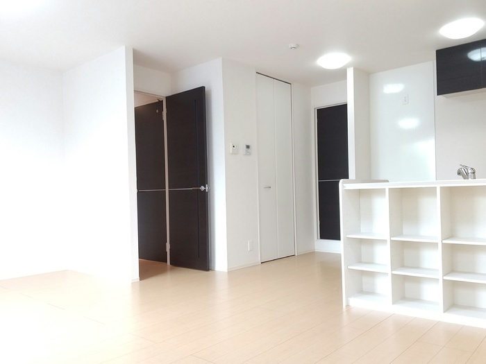 ビラーション赤坪の居間・リビング