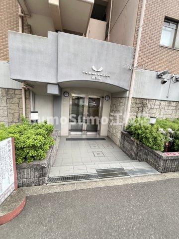 ベルデフラッツ新大阪のエントランス|ゆとりのあるエントランスです