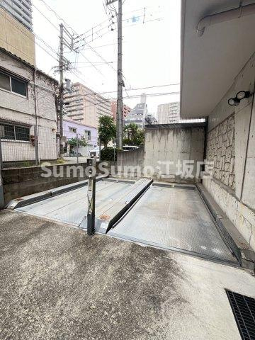 ベルデフラッツ新大阪の駐車場|駐車場完備です