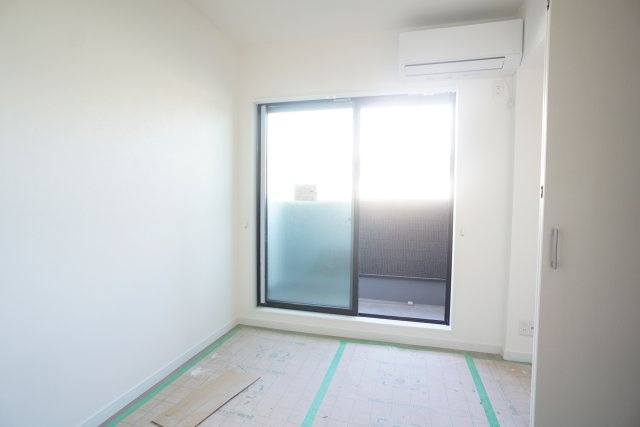 ALEGRIA逆瀬川の寝室