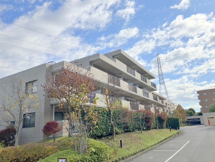 エステ・コート北柏五番館の外観|外観/リフォーム済みのため、きれいなお部屋で新生活をスタートできます！