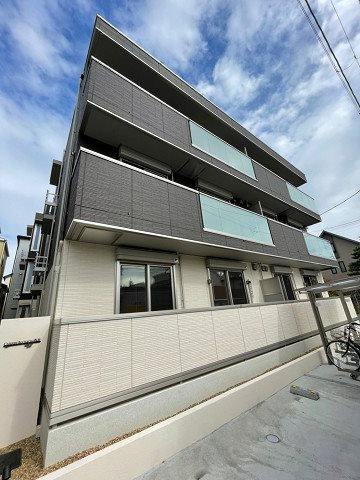 CHERRY BLOSSOM西北の外観