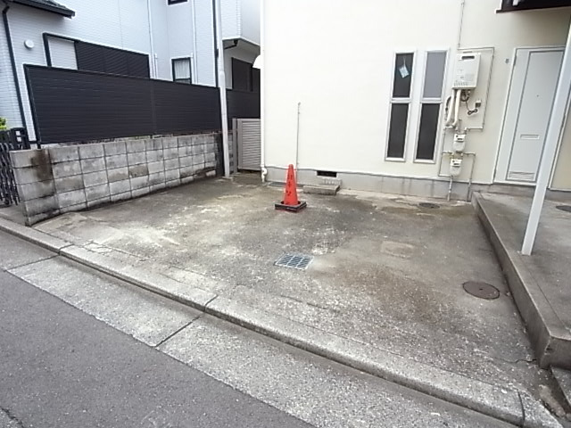 モンテ御影の駐車場