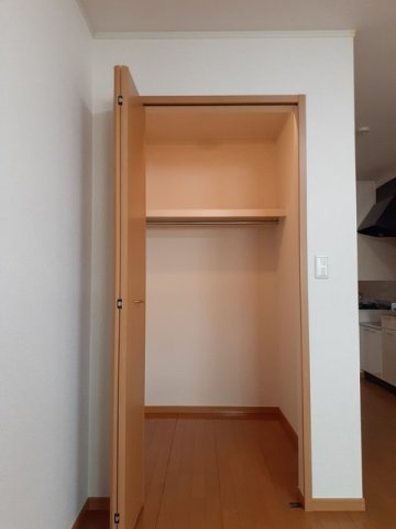 パークストリート１の収納