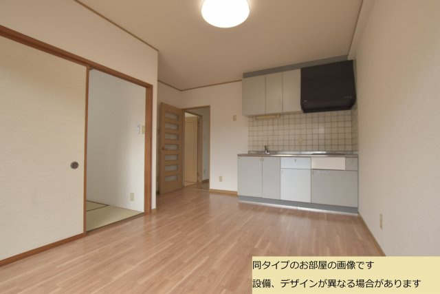 ステイツマンション芹川の居間・リビング|居間です