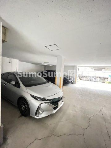 ラメゾンアンフォレットの駐車場|カースペースがあります