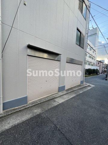 パル住吉の駐車場|駐車場があるので、車を買う予定の方も安心です