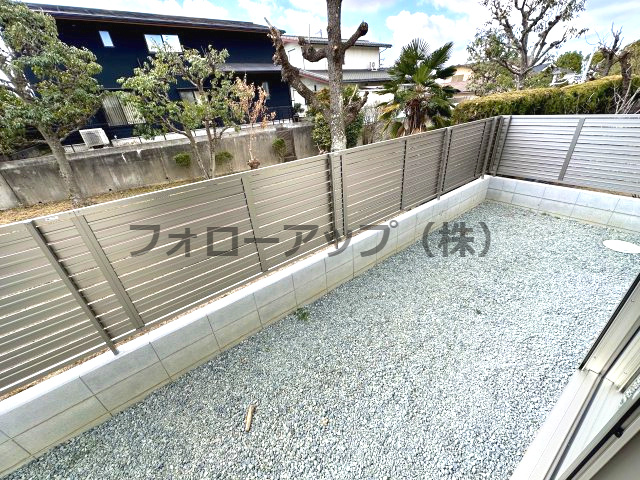 堺市南区槇塚台6期１号棟の庭|お庭の付いた物件です
